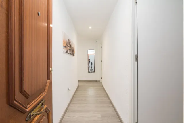 Se vende este gran piso junto Corazón de Jesús con 5 habitaciones y 5 baños ideal como inversión para rentabilizarlo!!! — 23
