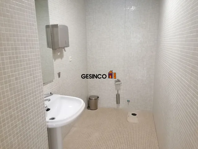 LOCAL COMERCIAL DE GRAN TAMAÑO EN ALQUILER EN ONTINYENT — 18