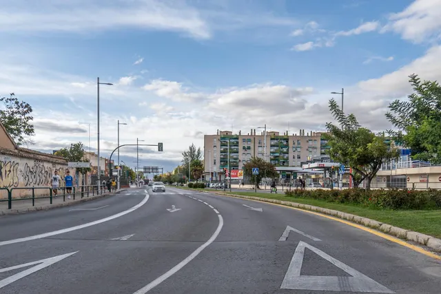 Venta de cafetería La Contraviesa de 160 m2  junto a Alcampo — 46