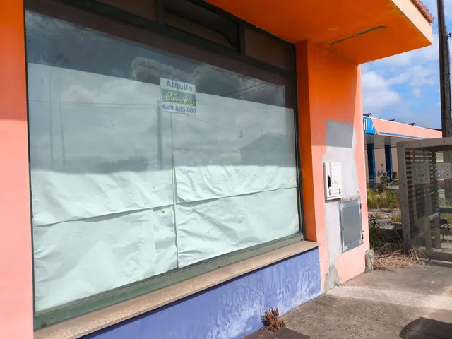 Alquiler y venta de local comercial en Capelán, Coristanco - foto 2