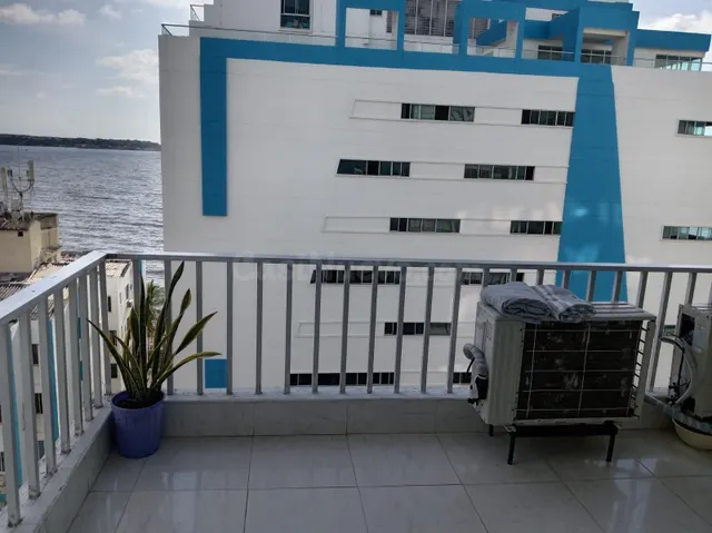 Piso 2 habitaciones 84m² en venta - El Laguito - foto 3