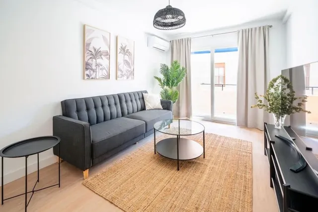 VIVIENDA RECIÉN REFORMADA CON AMPLIA TERRAZA Y PARKING EN FU - foto 5