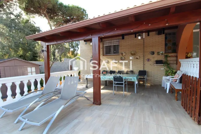 Encantadora casa con piscina en La Goba cerca del pueblo de  - foto 4