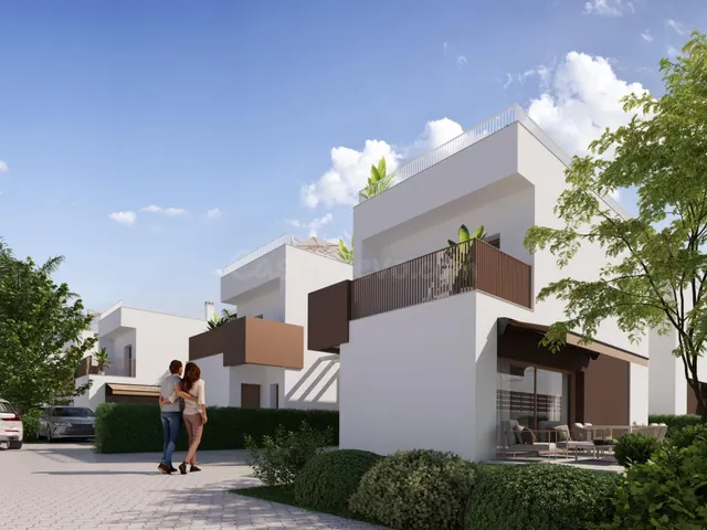 Chalet independiente a escasos metros del mar. — 2