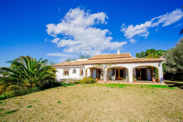 Villa 4 habitaciones en venta - Montañar I