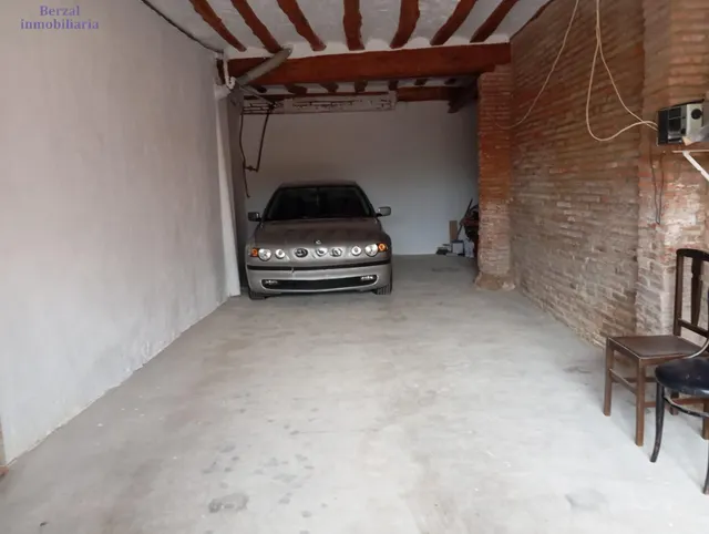Casa de pueblo en venta en Entrena. Para reformar, con muchas posibilidades, — 42