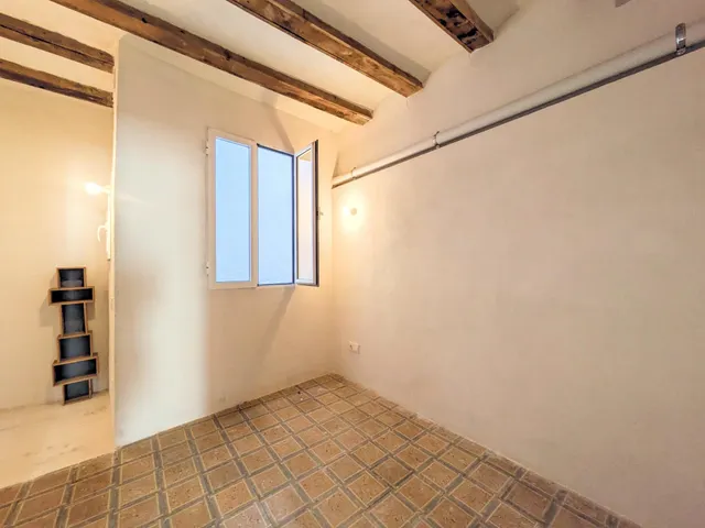 Encantadora Casa Reformada en el Corazón de Amposta — 9
