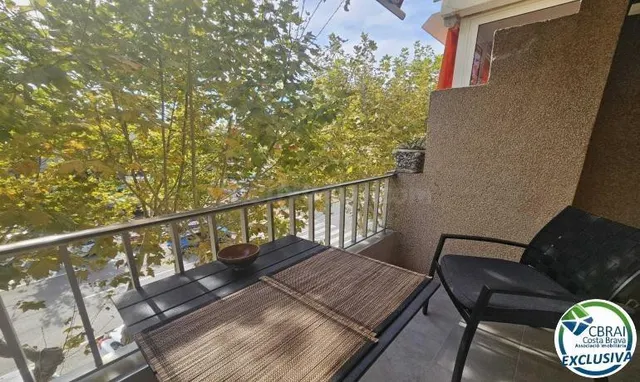 Acogedor Apartamento en el Centro de Empuriabrava - foto 2