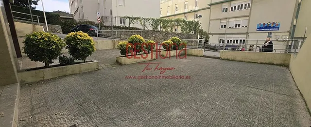 LOCAL COMERCIAL EN LA CALLE CISNEROS. SANTANDER — 2