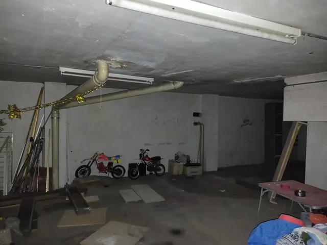 LOCAR HACIENDO ESQUINA FICCIA ,, con 5 escaparates JUNTO A CONSUM — 18