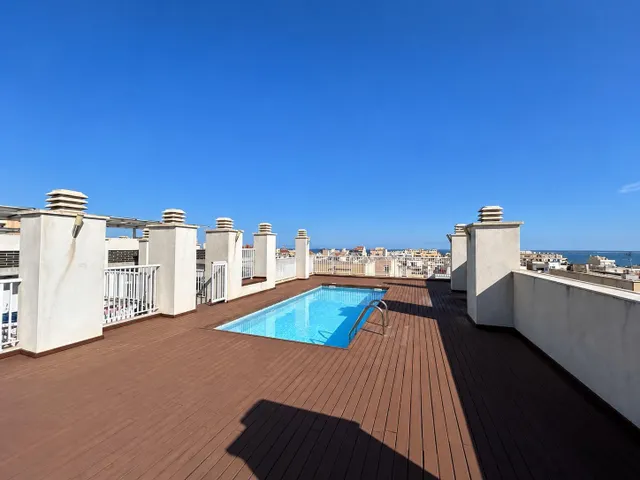 Piso con terraza, parking y piscina a 500 metros de la playa – la ràpita — 24