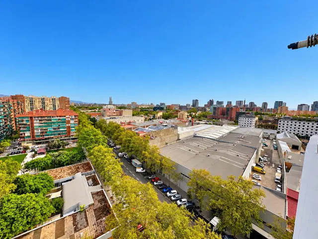 Piso totalmente reformado, 3 habitaciones, listo para entrar a vivir, en una 11.ª planta con vistas despejadas, en Sant Martí — 25