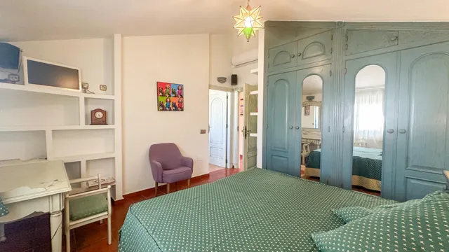 Villa 6 habitaciones 290m² en venta - Torre la mata — 39
