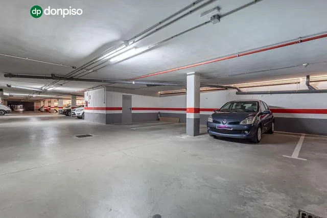 Piso con terraza en Albolote — 26