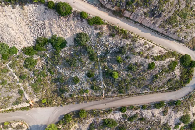 Terreno edificable en Jalón con vistas al valle y servicios cercanos — 19