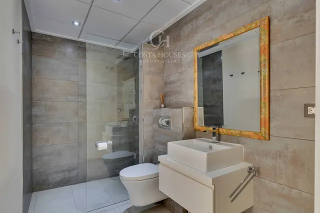 Villa vitalis · arquitectura, luz y bienestar privado frente al montgo javea — 40