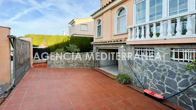 Espectacular chalet independiente con piscina privada en la cañada — 17
