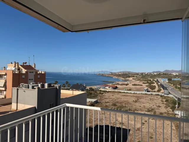 Encantador Piso con Vistas al Mar — 3