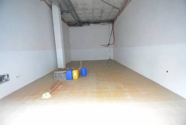 Locales comerciales en alquiler — 6