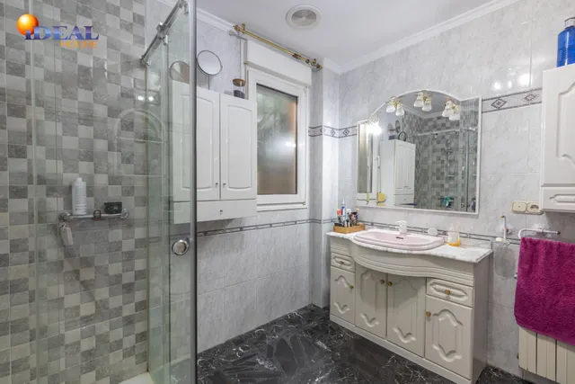 Complejo industrial con vivienda en Alhendín con 2500 metros cuadrados — 18