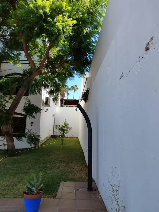 Se vende Chalet con piscina en Getares — 30