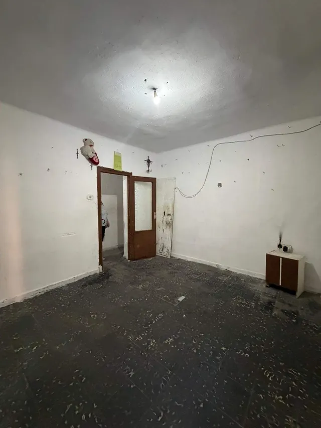 Piso para reforma integral en 2ª planta, con balcón y mucha luz — 8