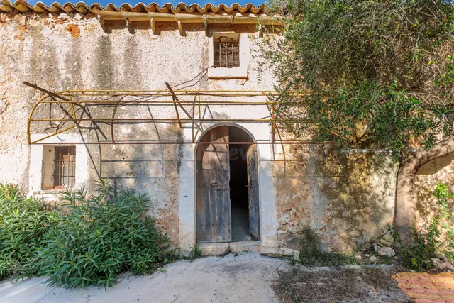MAGNÍFICA FINCA RÚSTICA EN LLUBI - foto 3