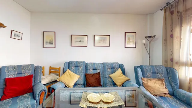 Amplio piso de 141 m2 con cochera y trastero en calle Gonzalo Ximénez de Quesada — 5