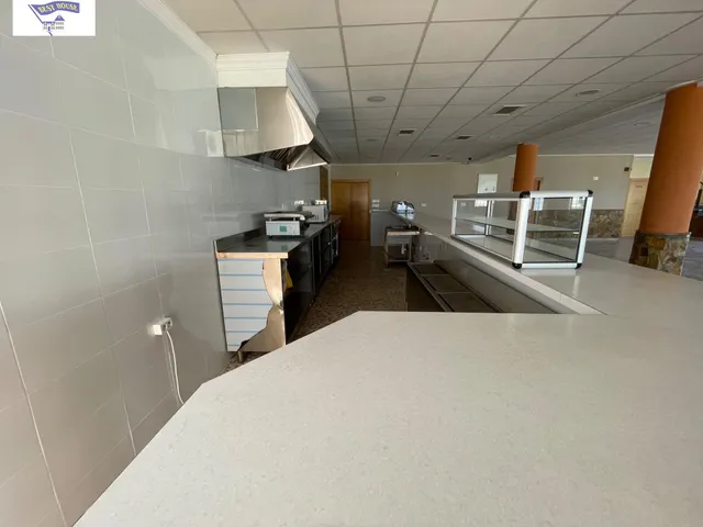 RESTAURANTE CON GRAN POTENCIAL — 21