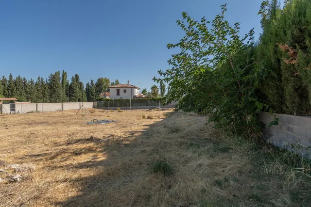Magnífico solar de 1.002 m2 destinado a chalets individuales en la Urbanización Molino Ato de Otura — 21