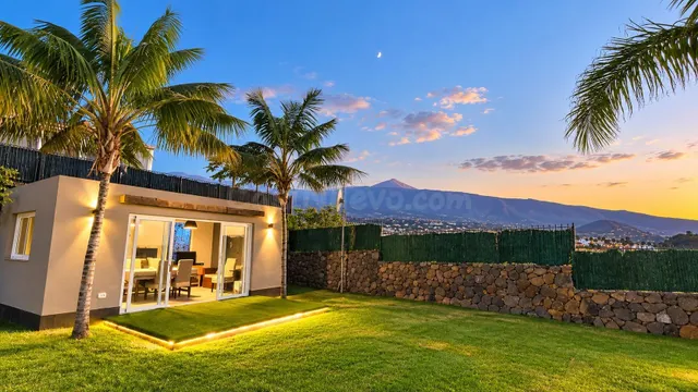 Villa independiente con gran jardín y piscina playa — 2