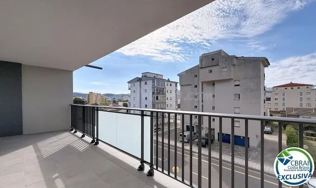 Apartamento 2 dormitorios renovado con terraza en Santa Marg - foto 5