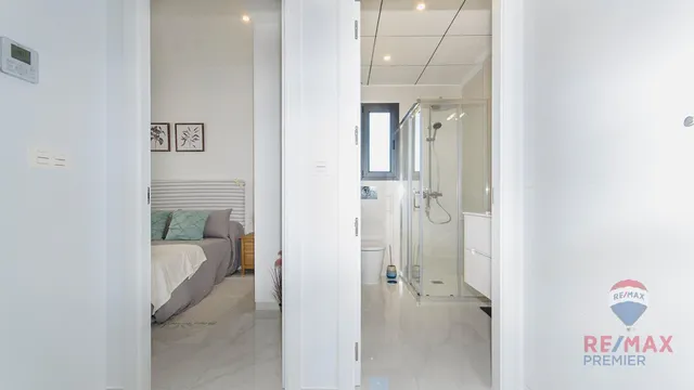 ¡Chalet individual nuevo a la venta en Vistabella Golf Orihuela! — 14