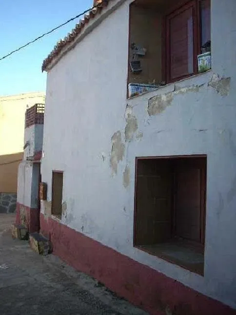 CASA ADOSADA EN VENTA EN C/PABLO NERUDA, ALDEACENTENERA