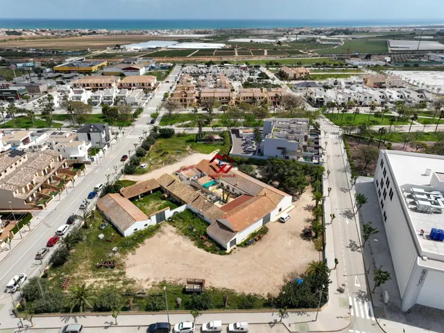 Promoción boutique de viviendas de nueva construcción con piscina privada en Pilar de la Horadada — 5