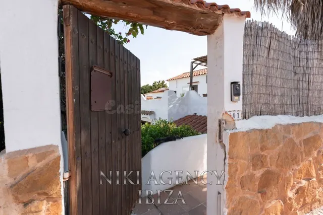 Casa-Chalet en Venta en Santa Eularia Des Riu Baleares — 2