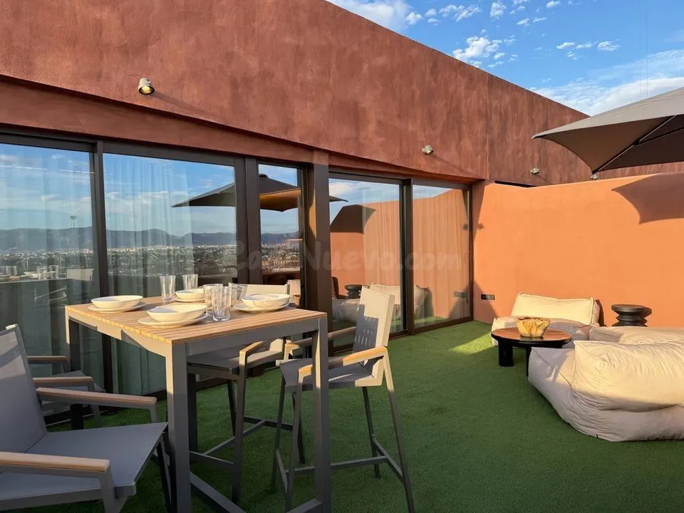ATICO NUEVO EN GUADALUPE CON PISCINA COMUNITARIA Y GARAJE