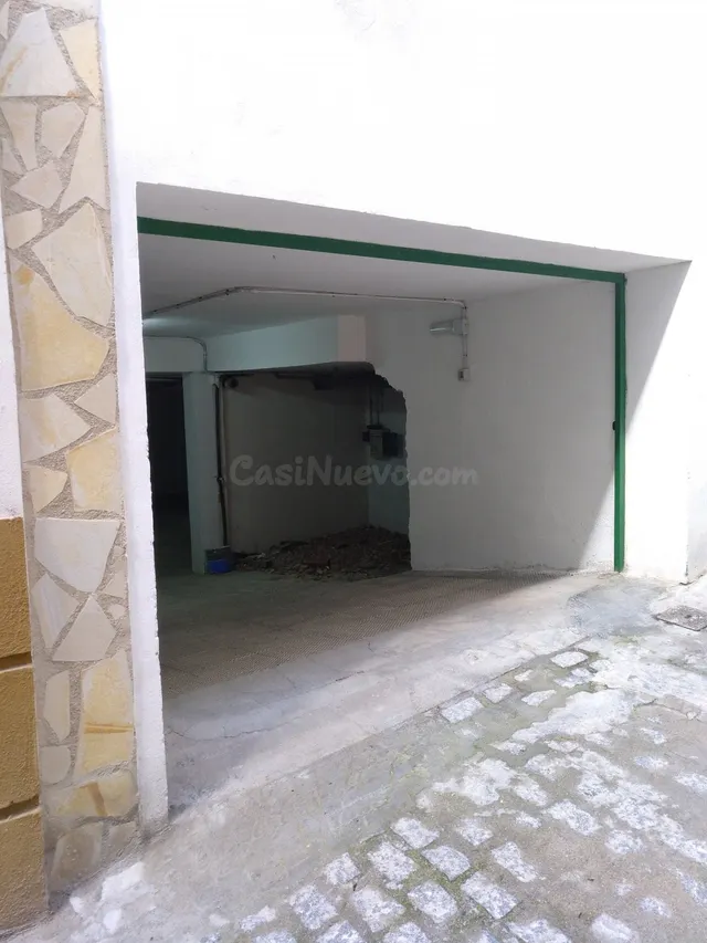 Se vende bajo para garajes Catedral - foto 3