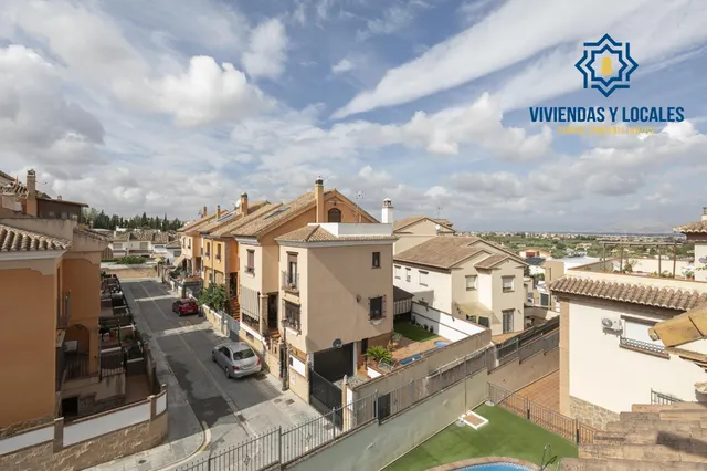 Ático en venta en La Zubia — 32