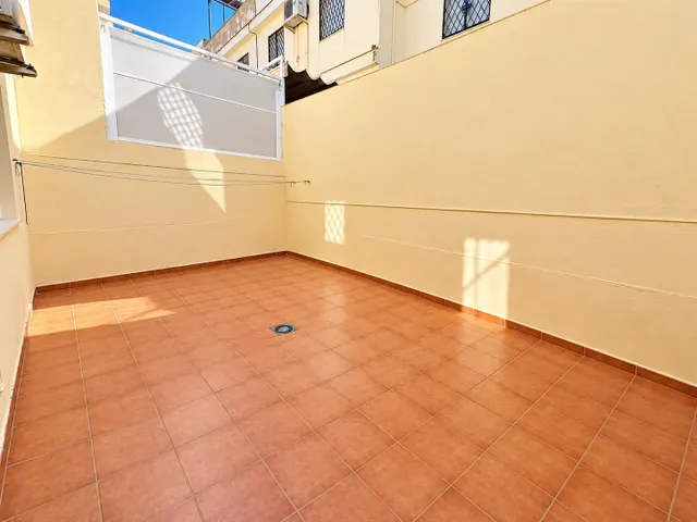 Piso 4 habitaciones 136m² en venta - Arco norte - Avda España — 19