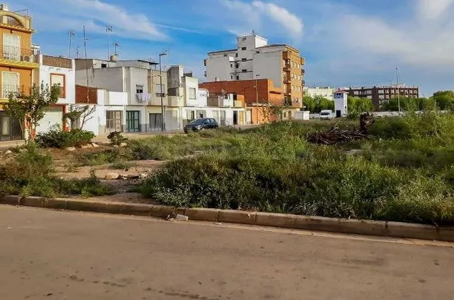 Terreno residencial en c/ Sant Jaume de Carlet - foto 2