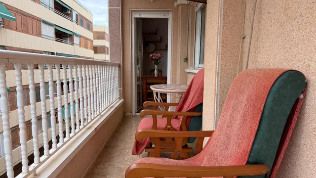 Piso en venta en Playa del Acequión (Torrevieja) - 2 habitaciones, vistas al mar, esquina y ascensor — 14