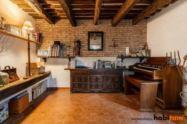 Espectacular Masia de piedra del siglo XIX con 2.200m2 de terreno — 13