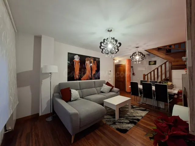 EXCLUSIVO DÚPLEX EN TORRELAVEGA; ESPACIO, COMODIDAD Y FUNCIO - foto 5