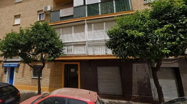 SE VENDE casa OKUPA en C Virgen De Los Desamparados 17 de D - foto 2