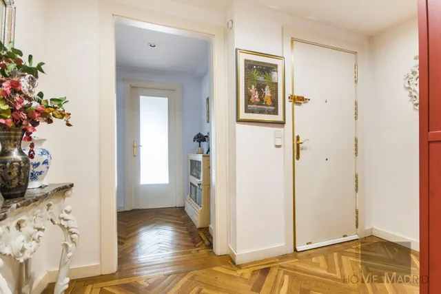 ESTUDIO HOME MADRID OFRECE gestiona la venta de la NUDA PROPIEDAD, fabuloso piso de 197 m2, en el distrito de Moncloa-Aravaca. — 33