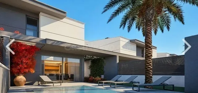 Villa Moderna con Piscina y Vistas Abiertas en Los Nietos, C