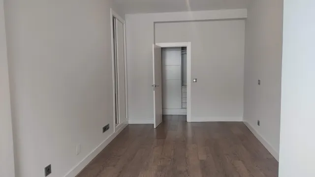 Piso 4 habitaciones 258m² en venta - Centro — 12
