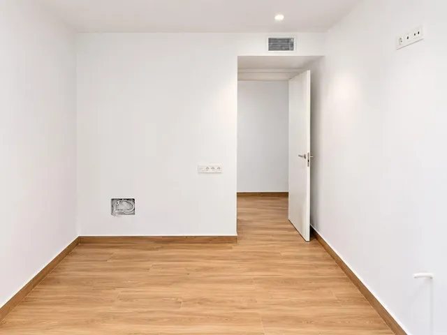 Local comercial 10 habitaciones 747m² en venta - La Murada-Los Vicentes — 31