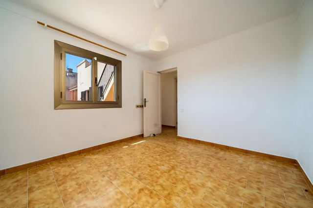 Adosado amplio y luminoso con terraza privada exterior — 14